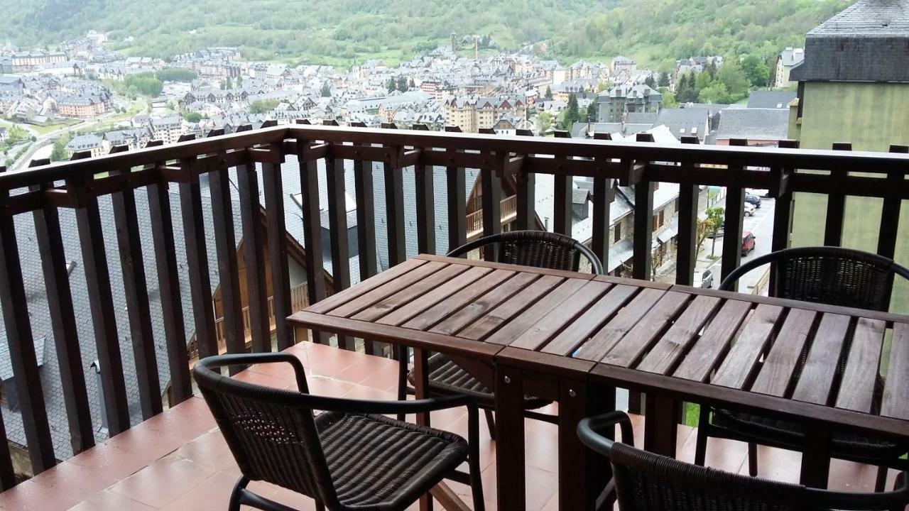 Apartamento Gausac Kültér fotó